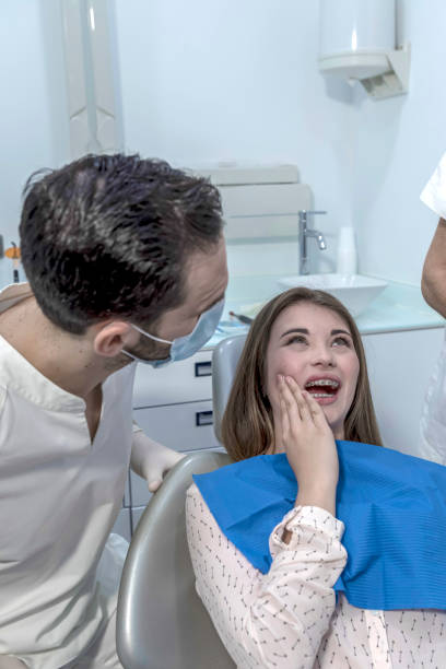 Best Emergency Treatment for Dental Infections or Abscesses in Littlerock, CA